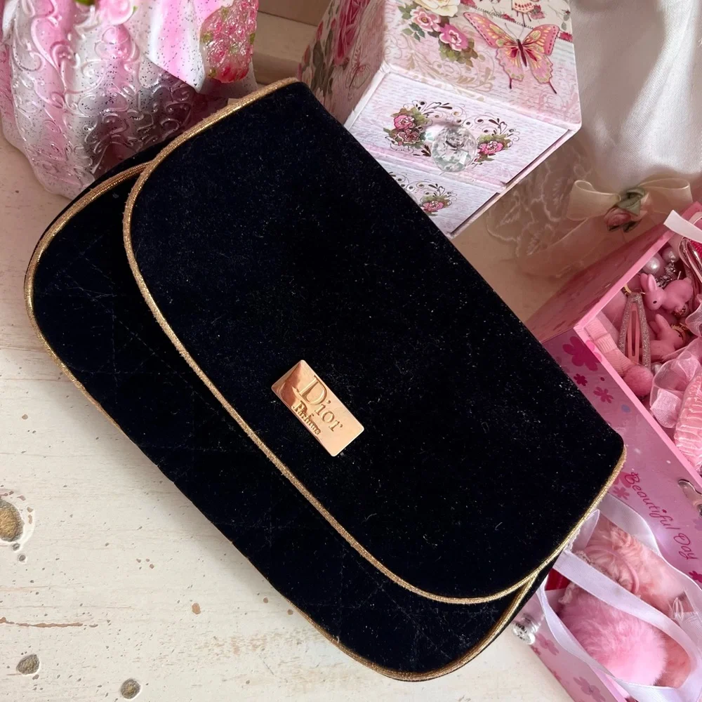 Dior makeup bag - Picture 2 of 4